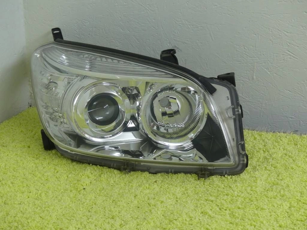 Frontscheinwerfer Toyota III Rechts Scheinwerfer Headlight SCH8221133392rd