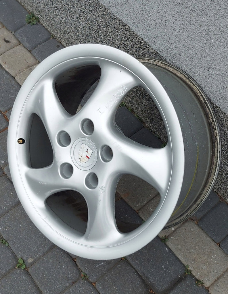 1x Alufelge 18 Zoll 9.0" 5x130 52ET Porsche Rim Wheel