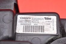 Load image into Gallery viewer, Frontscheinwerfer Volvo V70 S60 30698826 30698825 Rechts Scheinwerfer Headlight SCH7772189267ov