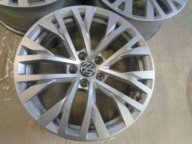 4x Alufelge 18 Zoll 8.0" 5x112 25ET Glanz Silber 760601025H VW Touareg Rim Wheel FEL5146778356tk