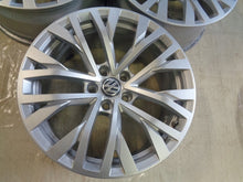 Load image into Gallery viewer, 4x Alufelge 18 Zoll 8.0" 5x112 25ET Glanz Silber 760601025H VW Touareg Rim Wheel FEL5146778356tk