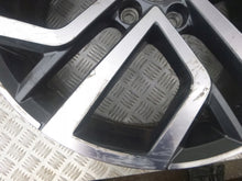 Load image into Gallery viewer, 1x Alufelge 18 Zoll 7.5&quot; 5x112 5H0601025K VW Golf Viii Rim Wheel
