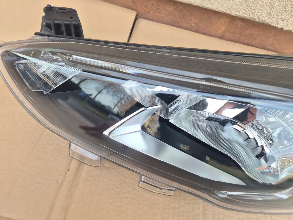 Frontscheinwerfer Ford Focus MX7B-13E015-CC Links Scheinwerfer Headlight SCH4189926541eo
