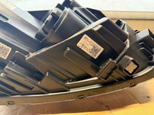Laden Sie das Bild in den Galerie-Viewer, Frontscheinwerfer Kia Ceed J792111010 Links Scheinwerfer Headlight SCH2183431280sb