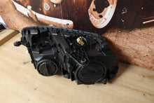 Laden Sie das Bild in den Galerie-Viewer, Frontscheinwerfer Skoda Octavia III 5E1941015B Xenon Links Headlight SCH4729499721tw
