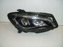 Laden Sie das Bild in den Galerie-Viewer, Frontscheinwerfer Mercedes-Benz Cla A1178206861 LED Rechts Headlight SCH1428034981sm