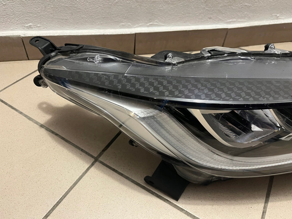 Frontscheinwerfer Toyota 4 Yaris Full LED Rechts Scheinwerfer Headlight SCH2488213722xm