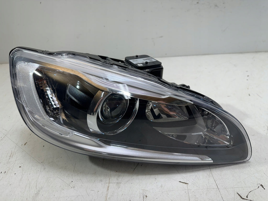 Frontscheinwerfer Volvo V60 I Xenon Rechts Scheinwerfer Headlight SCH9091755760oq