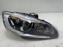 Load image into Gallery viewer, Frontscheinwerfer Volvo V60 I Xenon Rechts Scheinwerfer Headlight SCH9091755760oq