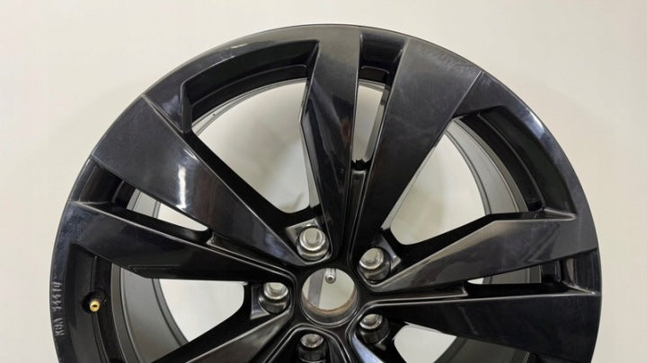 1x Alufelge 19 Zoll 8.5" 5x112 42ET Glanz Schwarz 14B601025AE VW Rim Wheel FEL6181335782nu
