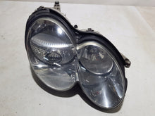 Laden Sie das Bild in den Galerie-Viewer, Frontscheinwerfer Mercedes-Benz Sl R230 A2308206261 Xenon Rechts Headlight SCH1873614285hi