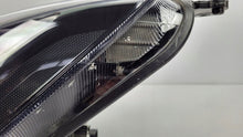 Laden Sie das Bild in den Galerie-Viewer, Frontscheinwerfer Ford Focus JX7B-13E017-AE LED Links Scheinwerfer Headlight SCH7793792575mb
