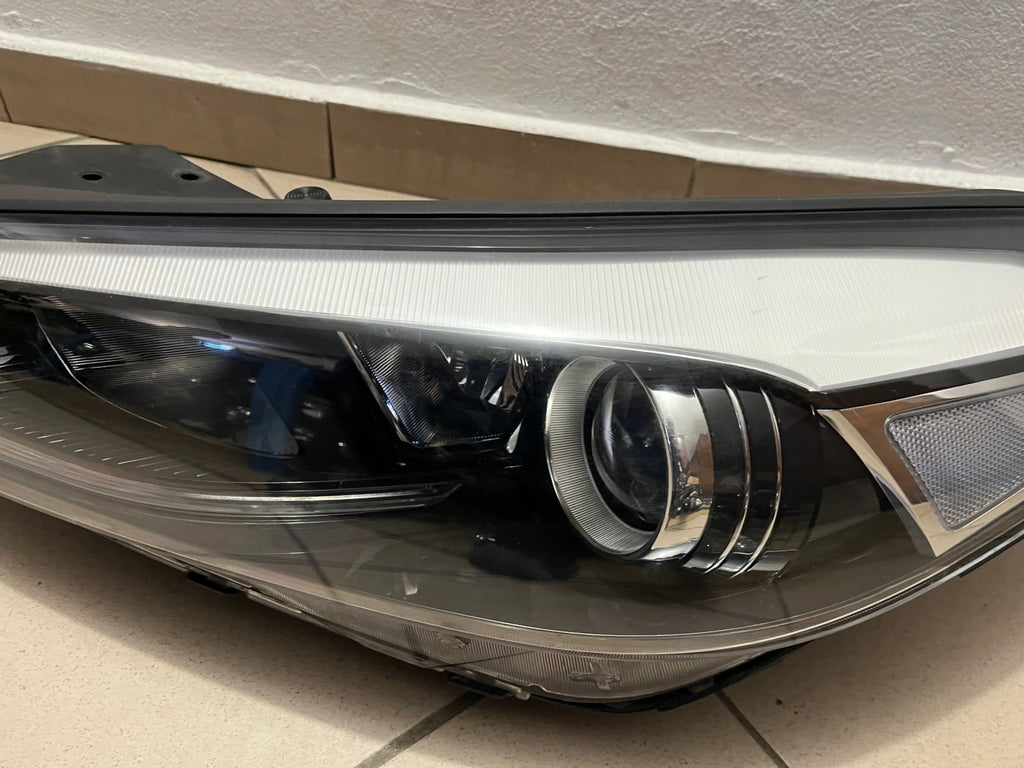 Frontscheinwerfer Hyundai Tucson 92101-D7100 Links Scheinwerfer Headlight SCH3869598985di