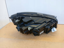 Laden Sie das Bild in den Galerie-Viewer, Frontscheinwerfer Mercedes-Benz A1768201161 LED Links Scheinwerfer Headlight