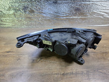 Laden Sie das Bild in den Galerie-Viewer, Frontscheinwerfer Audi A1 82A941004 Rechts Scheinwerfer Headlight SCH7367531603jn