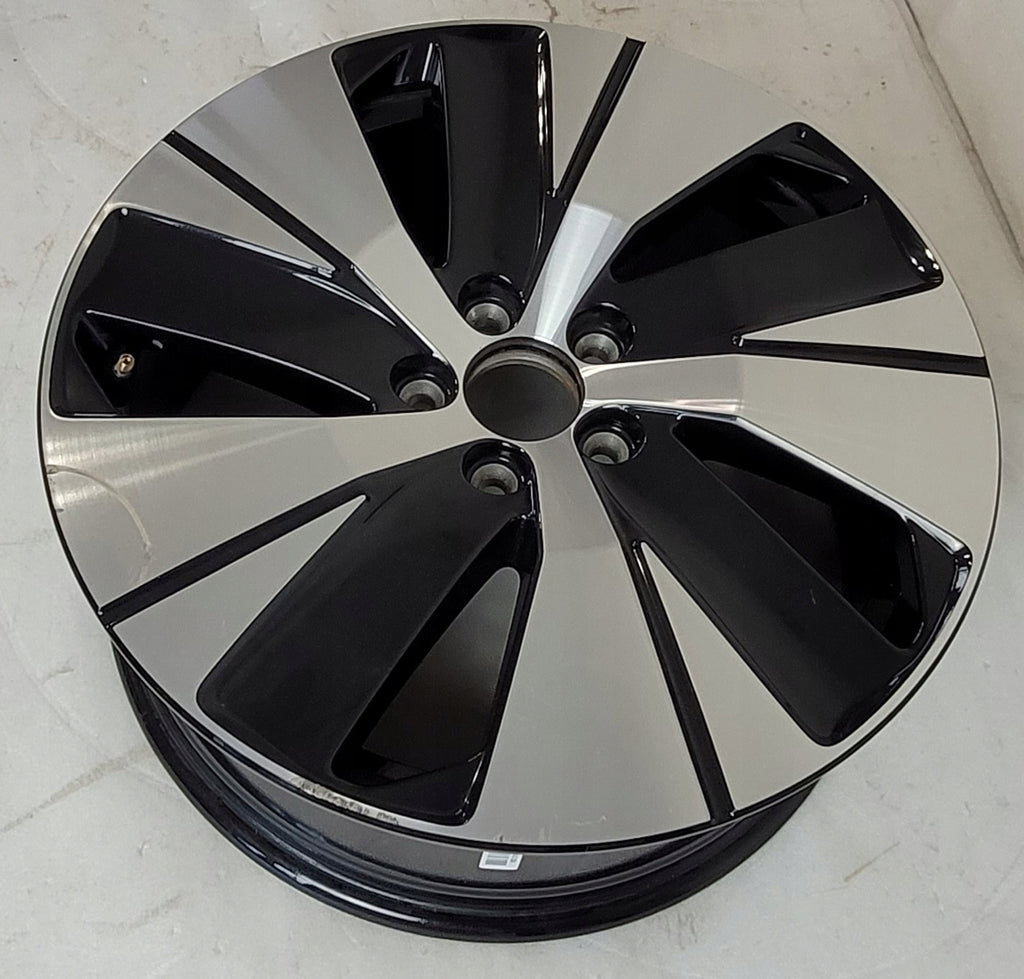 1x Alufelge 18 Zoll 7.5" 5x108 50 5ET 31680403 Volvo Xc60 Ii Rim Wheel FEL5834941412zs