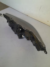 Laden Sie das Bild in den Galerie-Viewer, Frontscheinwerfer Toyota Yaris LED Rechts Scheinwerfer Headlight
