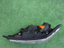 Laden Sie das Bild in den Galerie-Viewer, Frontscheinwerfer Mitsubishi Asx Bi-Xenon Links Scheinwerfer Headlight SCH8969886190mc
