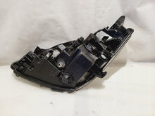 Load image into Gallery viewer, Frontscheinwerfer Toyota Yaris LED Rechts Scheinwerfer Headlight