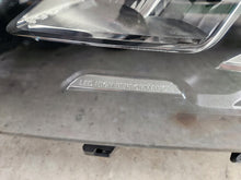 Laden Sie das Bild in den Galerie-Viewer, Frontscheinwerfer Mercedes-Benz Cla A1178206761 Links Scheinwerfer Headlight SCH8411805333pr