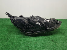 Laden Sie das Bild in den Galerie-Viewer, Frontscheinwerfer Hyundai I30 III 92101-G4XXX LED Links Scheinwerfer Headlight SCH6191365020rx