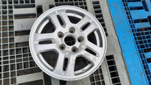 Laden Sie das Bild in den Galerie-Viewer, 1x Alufelge 15 Zoll 6.0" 5x114.3 50ET Silber S9A560A Honda Rim Wheel FEL9735534308ew