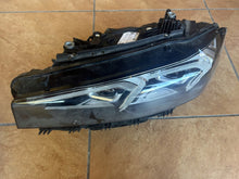 Load image into Gallery viewer, Frontscheinwerfer BMW G21 G20 9450767 9450795 Full LED Links Headlight SCH7343727153ua