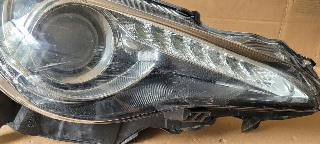 Frontscheinwerfer Toyota I 695060102 Rechts Scheinwerfer Headlight SCH6144180275ow