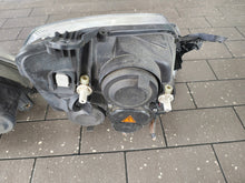 Load image into Gallery viewer, Frontscheinwerfer Opel Meriva A 93321055 93321054 Xenon Ein Satz Headlight SCH1112008832pv