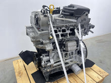 Laden Sie das Bild in den Galerie-Viewer, Motor Seat Skoda VW Taigo DXD 1.5 TSI 2023 Benzin Engine Unkomplett