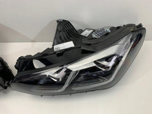 Laden Sie das Bild in den Galerie-Viewer, Frontscheinwerfer BMW 2 U06 5A42247 5A42248 Ein Stück (Rechts oder Links)