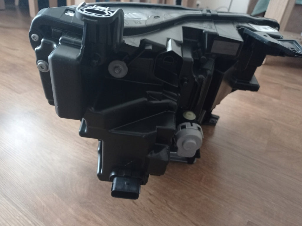 Frontscheinwerfer VW Amarok N1XB13E017DE Links Scheinwerfer Headlight SCH6836161483lx