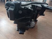 Laden Sie das Bild in den Galerie-Viewer, Frontscheinwerfer VW Amarok N1XB13E017DE Links Scheinwerfer Headlight SCH6836161483lx