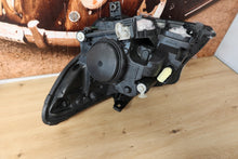 Laden Sie das Bild in den Galerie-Viewer, Frontscheinwerfer Mercedes-Benz Vito W447 Eqv A4479063301 LED Rechts oder Links