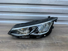 Load image into Gallery viewer, Frontscheinwerfer VW Golf VIII 5H1941005B LED Links Scheinwerfer Headlight