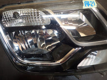 Laden Sie das Bild in den Galerie-Viewer, Frontscheinwerfer Dacia Duster 260100156 Rechts Scheinwerfer Headlight