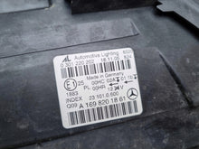 Laden Sie das Bild in den Galerie-Viewer, Frontscheinwerfer Mercedes-Benz W245 W169 A1698201861 Rechts Headlight SCH2490642466qo