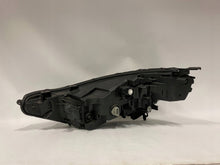 Load image into Gallery viewer, Frontscheinwerfer Honda Hr-V Logo Rechts Scheinwerfer Headlight SCH7377979176um