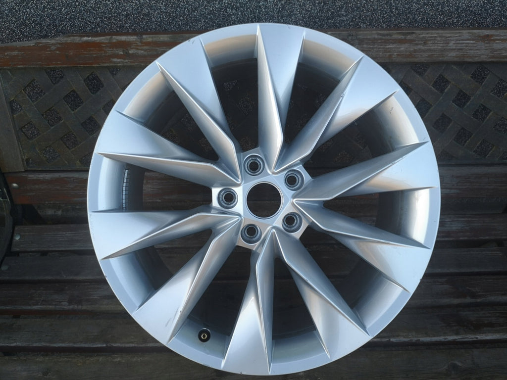 1x Alufelge 19 Zoll 8.0" 5x112 45ET 5LA601025 Skoda Enyaq Iv Rim Wheel FEL9746014173zf