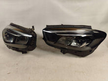 Laden Sie das Bild in den Galerie-Viewer, Frontscheinwerfer Mercedes-Benz W247 A2479062603 Ein Satz Scheinwerfer Headlight SCH1456634829ry