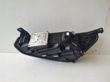 Laden Sie das Bild in den Galerie-Viewer, Frontscheinwerfer Ford Focus MX7B-13E014-ED Rechts Scheinwerfer Headlight