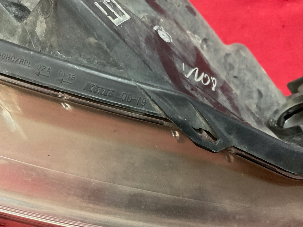 Frontscheinwerfer Toyota Yaris Rechts Scheinwerfer Headlight