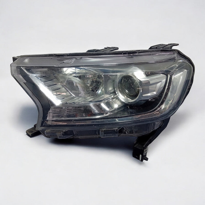 Frontscheinwerfer Ford Ranger Links Scheinwerfer Headlight