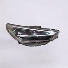 Laden Sie das Bild in den Galerie-Viewer, Frontscheinwerfer Hyundai I30 III 92102G4600 LED Rechts Scheinwerfer Headlight