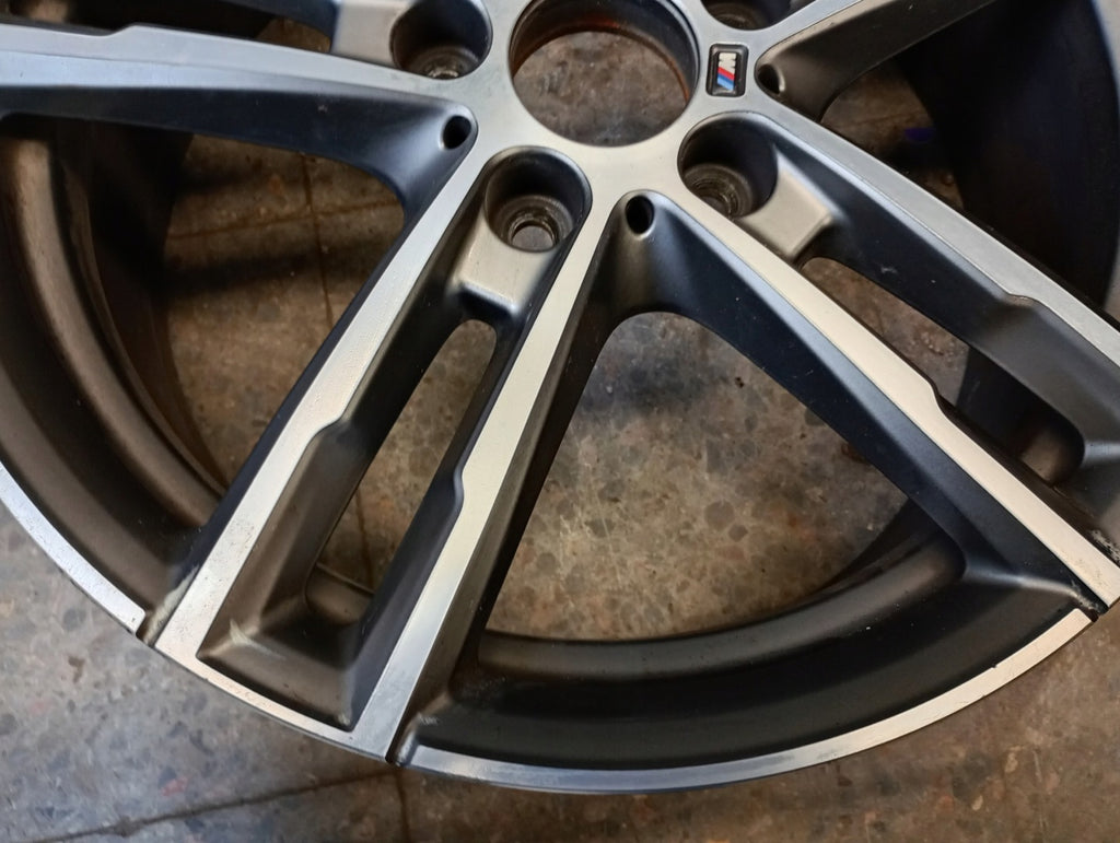 1x Alufelge 18 Zoll 7.5" 5x120 45ET 8009701 BMW 2 F22 1 F21 F23 Rim Wheel FEL7245582515zg