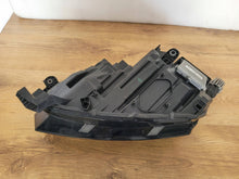 Laden Sie das Bild in den Galerie-Viewer, Frontscheinwerfer Skoda Octavia IV 5E4941016B Rechts Scheinwerfer Headlight SCH6226341592ta