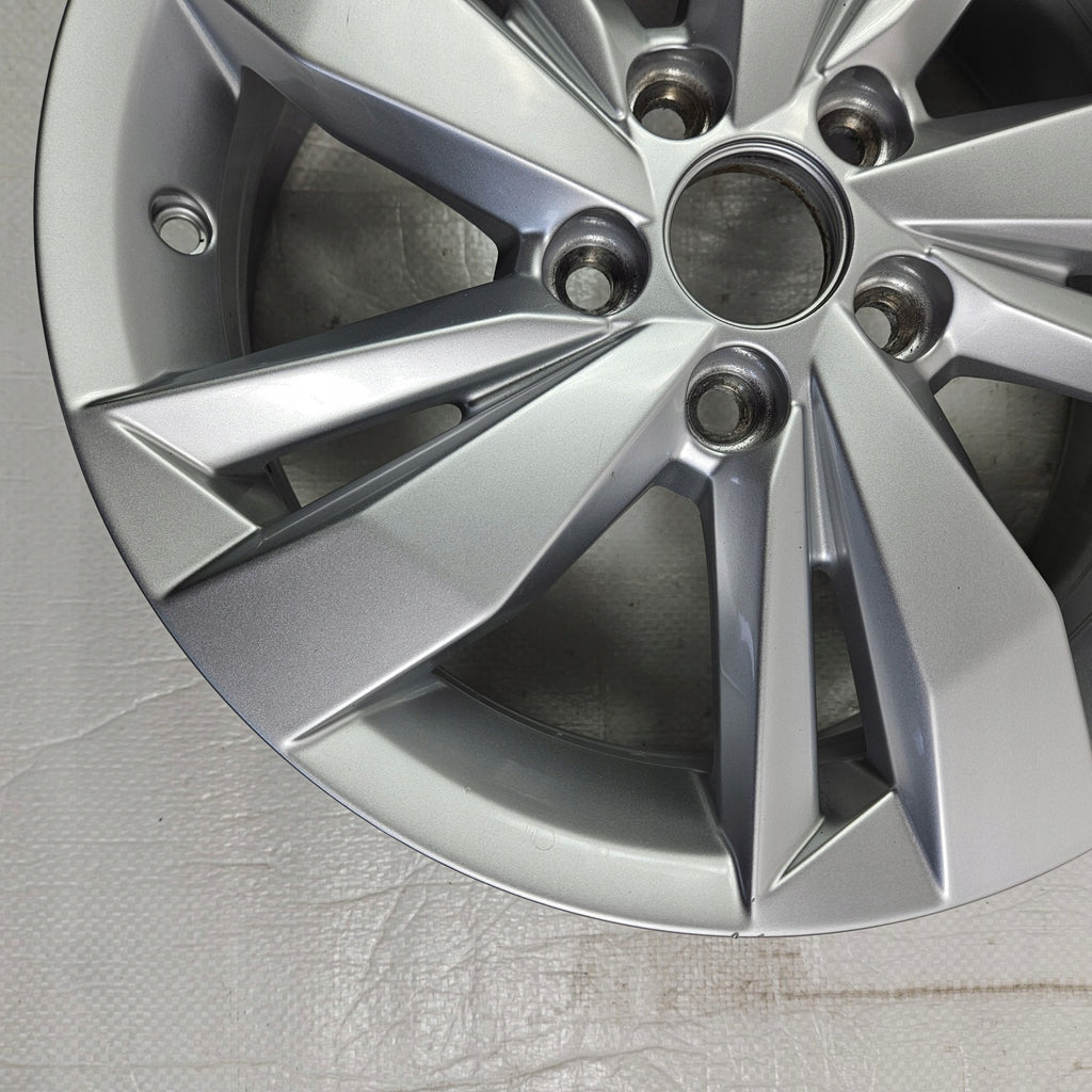 1x Alufelge 15 Zoll 5.5" 5x100 40ET 2G0601025N VW Polo Rim Wheel FEL2442788156lo