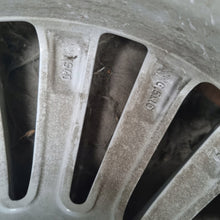 Laden Sie das Bild in den Galerie-Viewer, 1x Alufelge 16 Zoll 6.5&quot; 4x100 40ET Glanz Silber OP071 Opel Corsa Rim Wheel