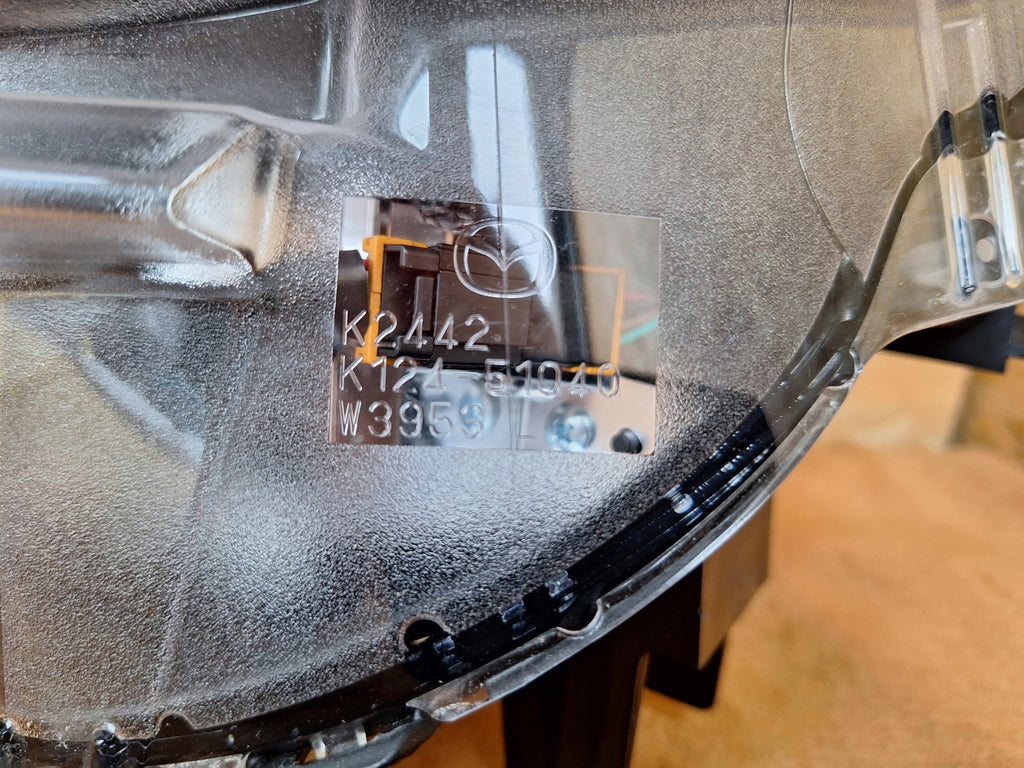 Frontscheinwerfer Mazda Cx5 KB8N51040K LED Ein Stück (Rechts oder Links)