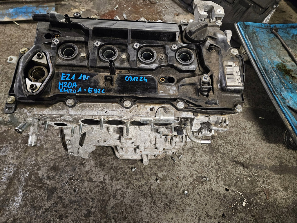 Motor Toyota Corolla XM20A-E92C 2.0 2019 Hybrid Engine Unkomplett